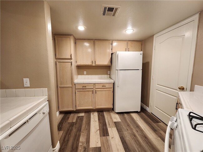 Foto del edificio - 7400 W Flamingo Rd