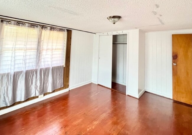 Foto del edificio - 3br/1ba Single Family House in the Nuuanu/Punchbowl Neighborhood