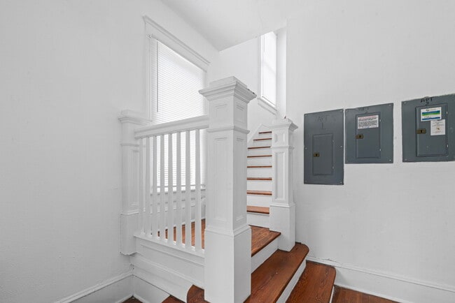 Foto del edificio - 2253 Herschel St