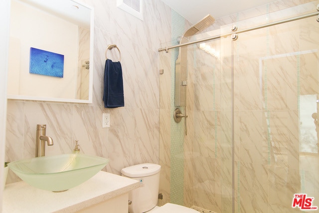 bathroom - 11827 Culver Blvd