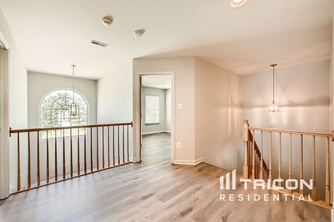 Building Photo - 611 China Clipper Cir