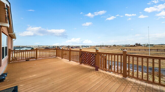 Foto del edificio - 15172 Ewing Ct