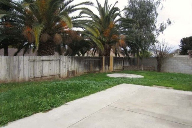 Building Photo - 2377 Dunlop Ct