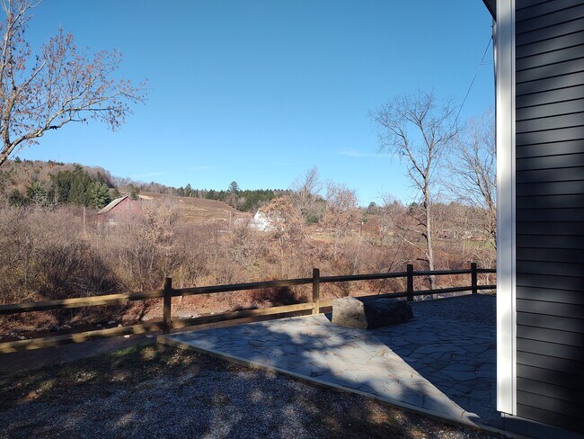Building Photo - 679 Vt Route 100C