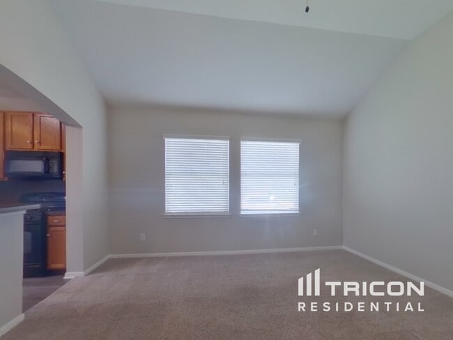 Foto del edificio - 3963 Mossy Spring Ln