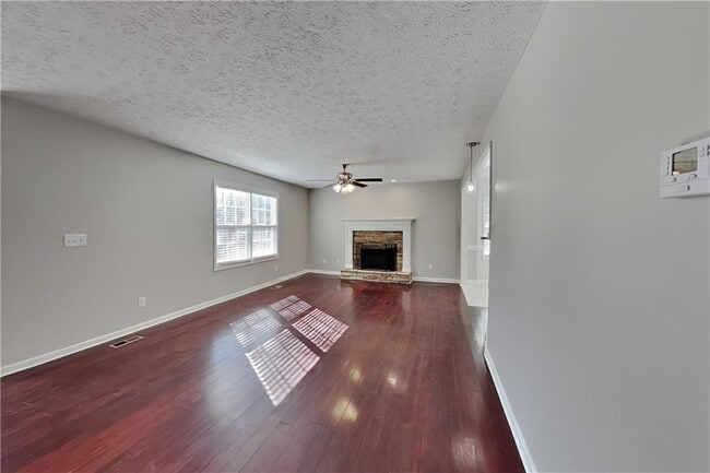 Foto del edificio - 76 Riverbend Trail