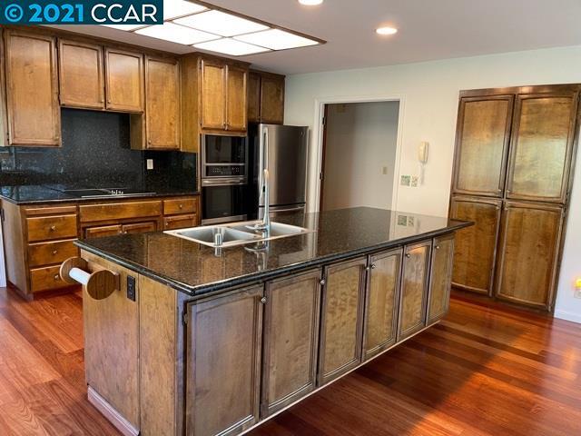 Foto del edificio - 2439 Mt Diablo Scenic Blvd