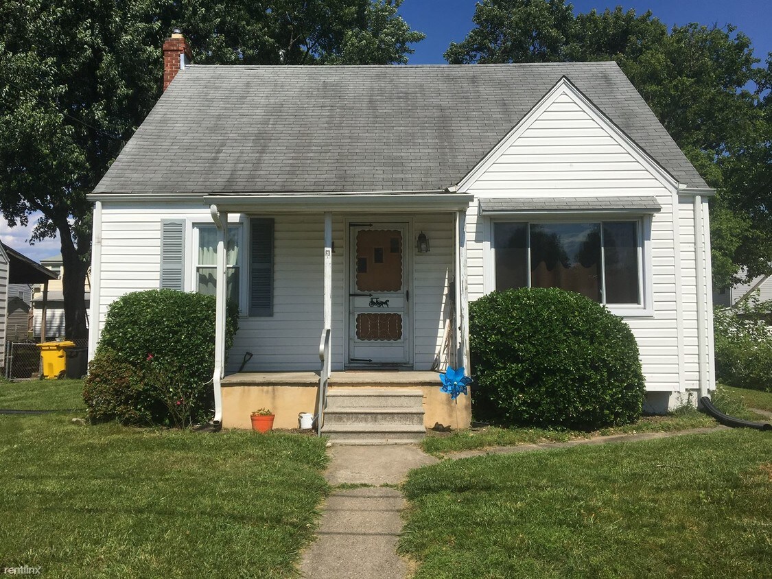 Primary Photo - 1 Dinsmore Ave