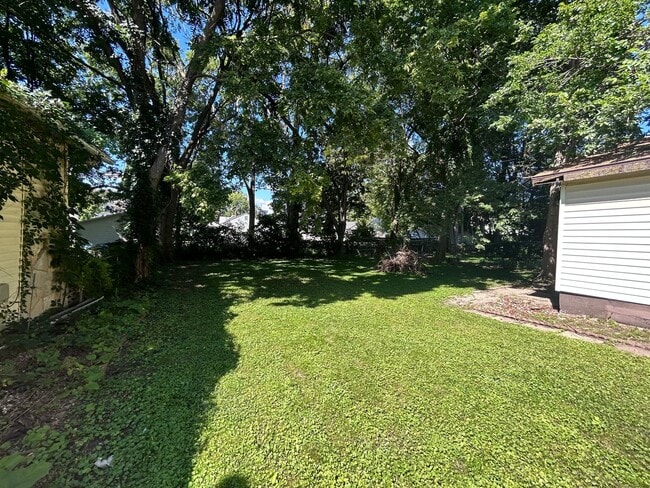Foto del edificio - 3 Bed 2 Bath Single Family Home