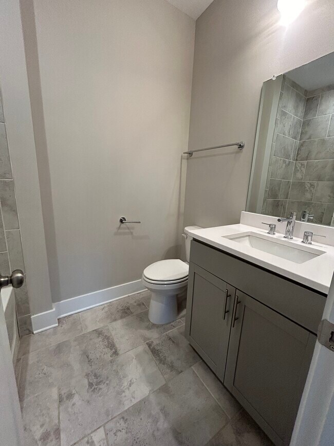 Foto del edificio - 577 Ember Ln NW