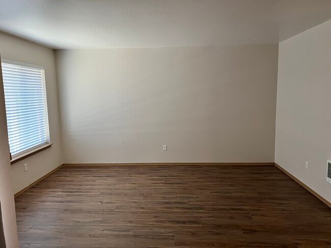 Foto del edificio - 5473 Glenridge Way