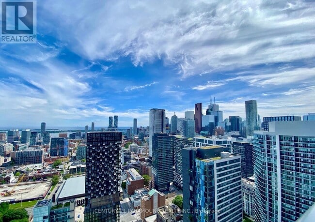 Photo du bâtiment - 181 Dundas St E