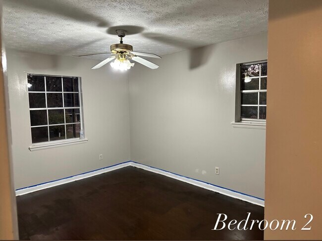Building Photo - 157 Peachtree Ct
