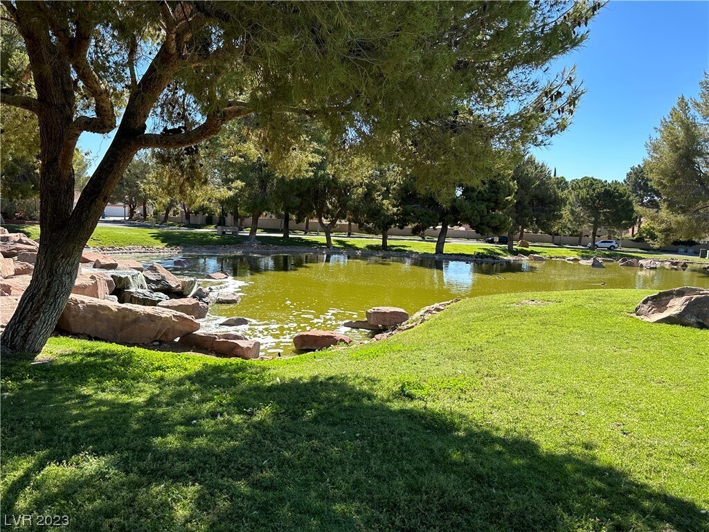 Foto del edificio - 9916 Tamarack Landing Way