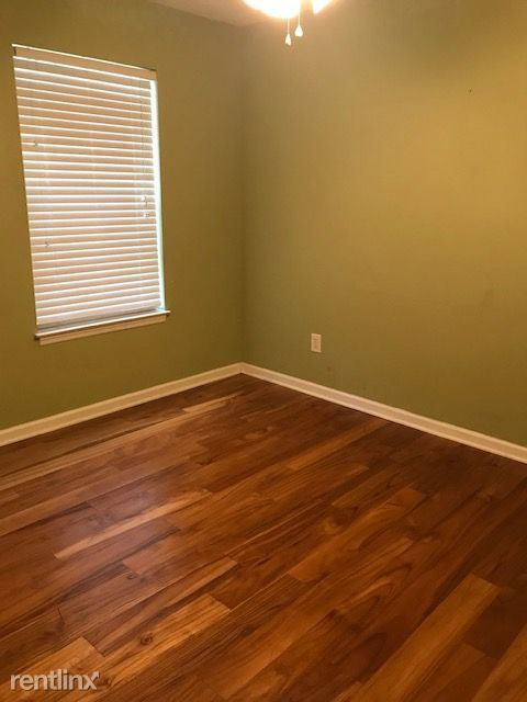 Building Photo - 2 br, 1 bath Townhome - 7951 Cricket Ct Apt A