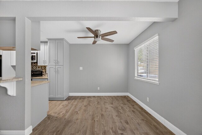 Building Photo - Charming 2-Bed Condo Retreat in Citrus Heights