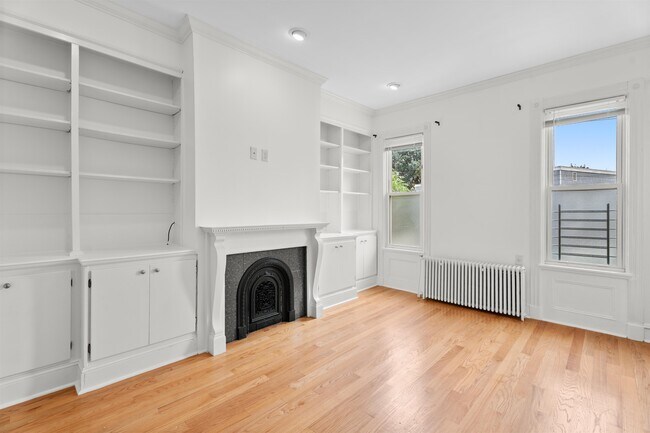 Building Photo - 103 Sanford Pl
