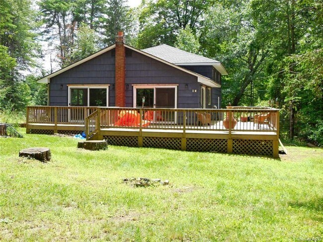 Building Photo - 337 Wilsey Valley Rd