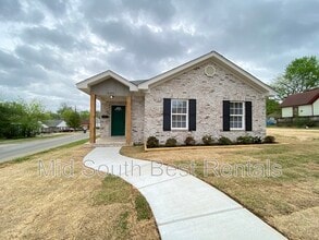 Building Photo - 2101 S Ringo St