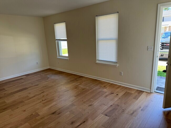 Building Photo - 7593 Hunters Ridge Ln