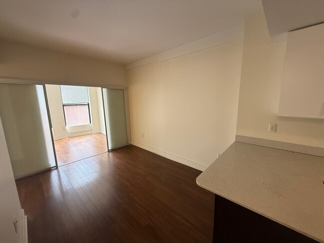 Building Photo - 8 Winter St