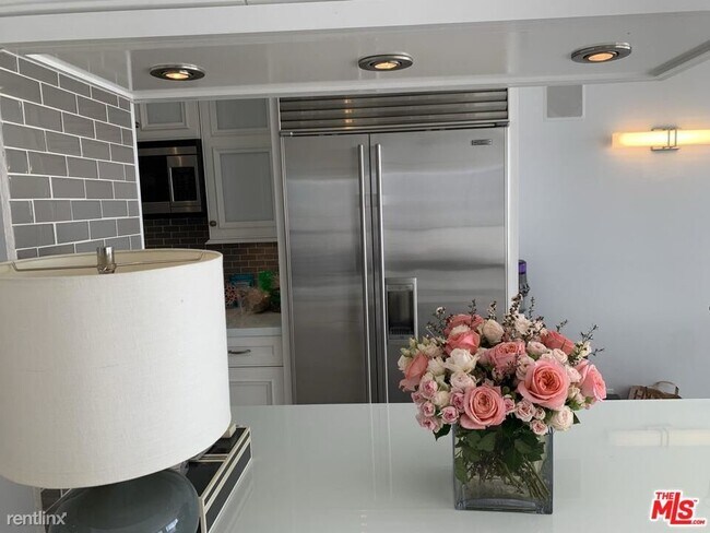 Building Photo - 1 br, 2 bath Condo - 201 Ocean Ave Unit 1608P