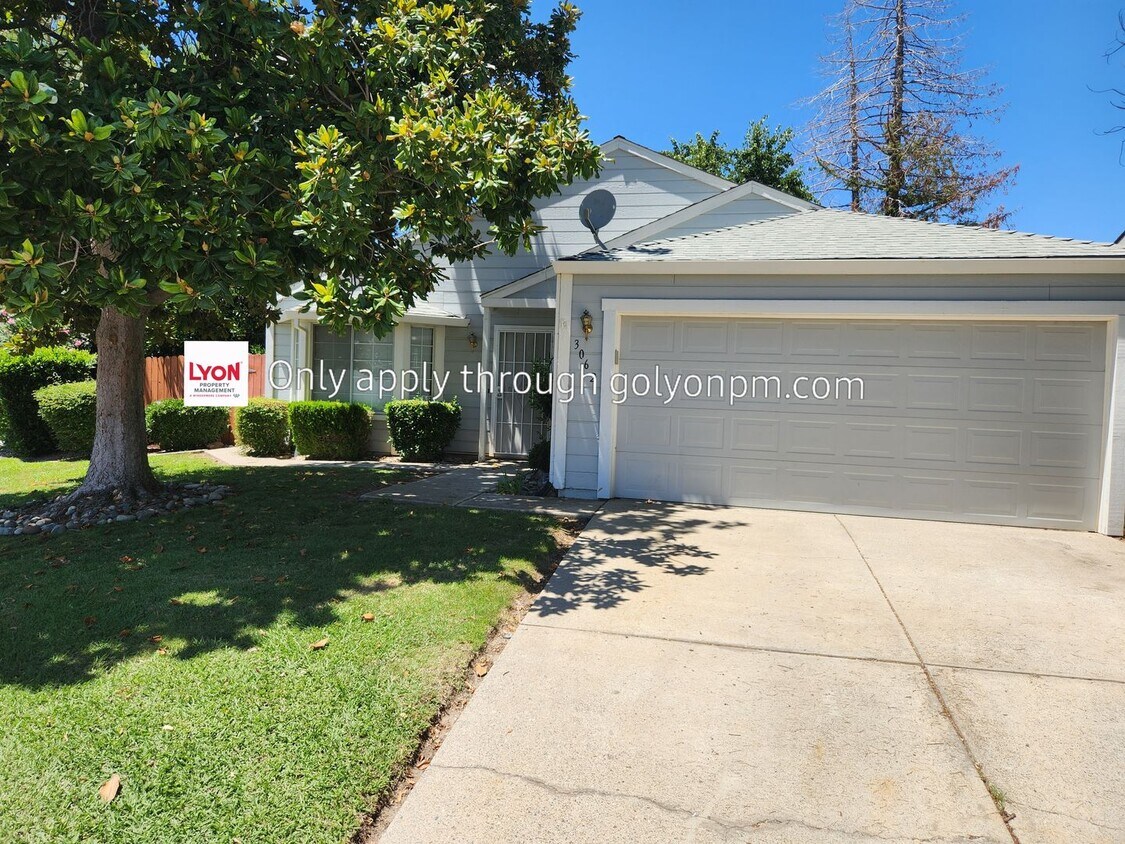 Primary Photo - Cozy Home Awaits In Rocklin!