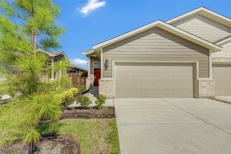 Building Photo - 9848 Grosbeak Ln