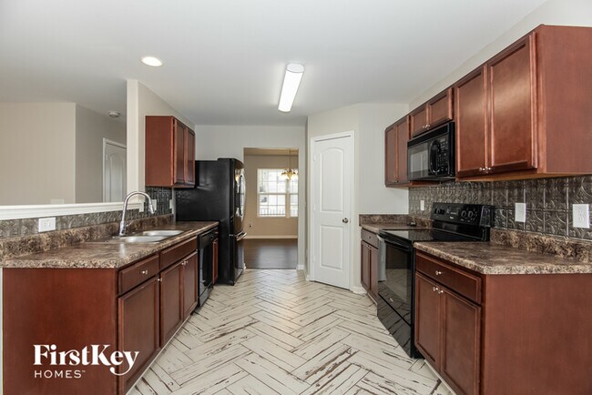 Foto del edificio - 1544 Pecan Ln