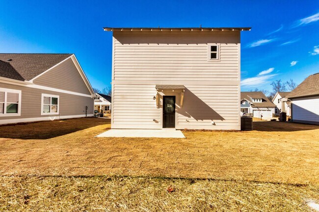 Foto del edificio - Great floor plan in sought after neighborhood