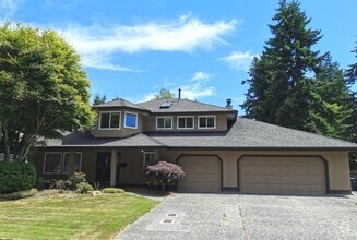 Building Photo - 1952 134 St