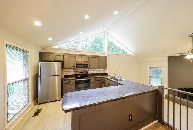 Building Photo - 58 Driftwood Cir