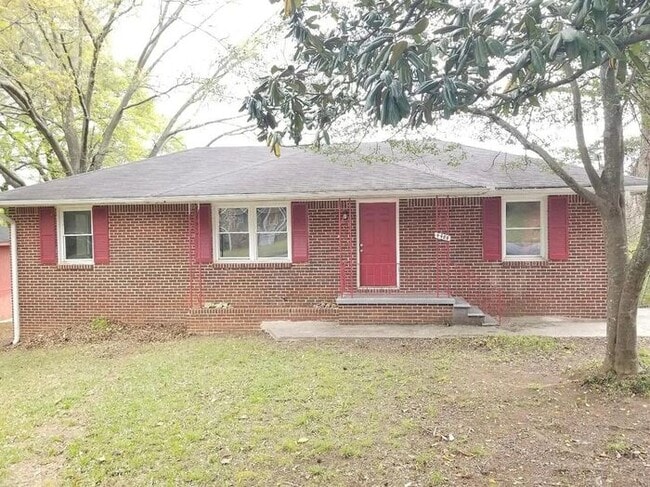 Building Photo - Charming 4-Bedroom Home in Forest Park, GA...