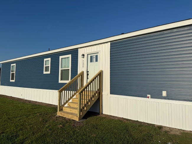 Building Photo - 7327 Angus Rd