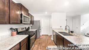Foto del edificio - 13740 Redrock Dr