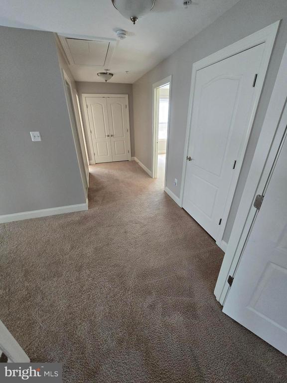 Building Photo - 9570 Pep Rally Ln