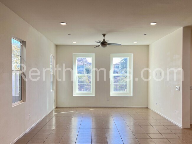 Foto del edificio - 21654 Saddle Bred Ln