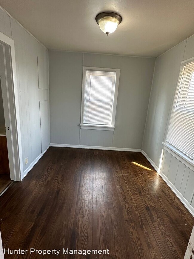 Building Photo - 2 br, 1 bath House - 1237 S Crutcher Ave