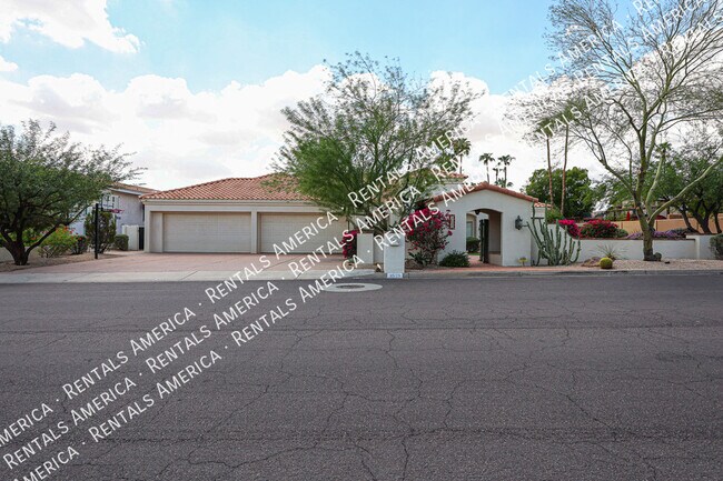 Foto del edificio - 3525 E Equestrian Trail
