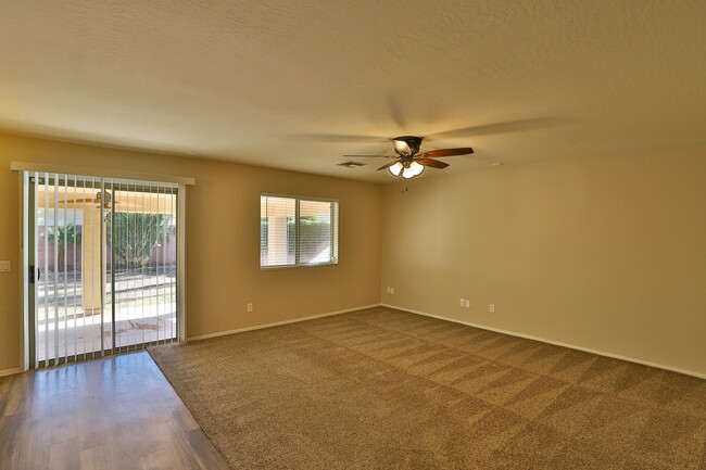Building Photo - 34009 N Alison Dr