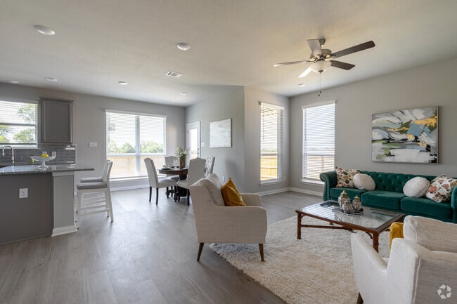 3BR, 2BA -1,510SF - Walker Place
