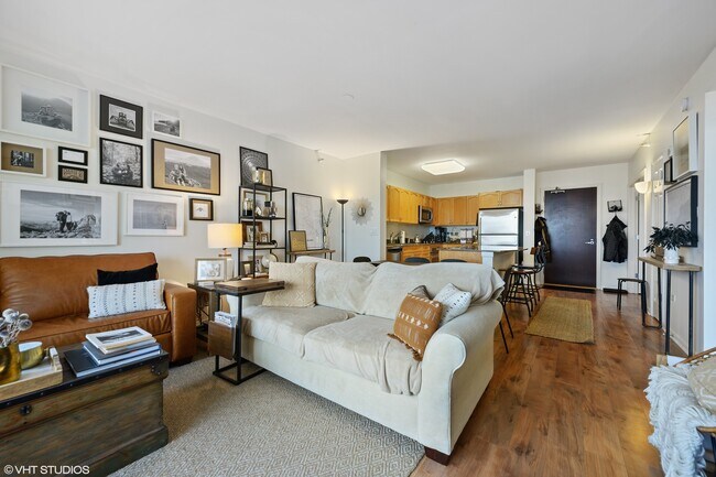 Foto del edificio - 807 Davis St