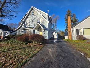 Building Photo - 614 Westchester Ave