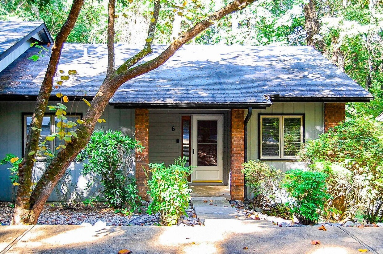 6 Palo Mastil Ln, Hot Springs Village, AR 71909 House Rental in Hot