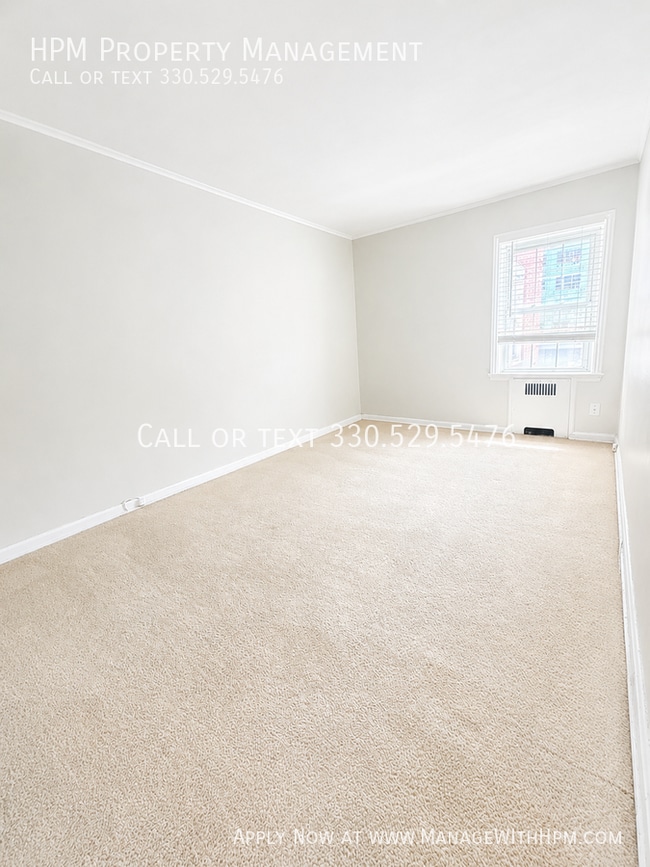Building Photo - 3363 Warrensville Center Rd