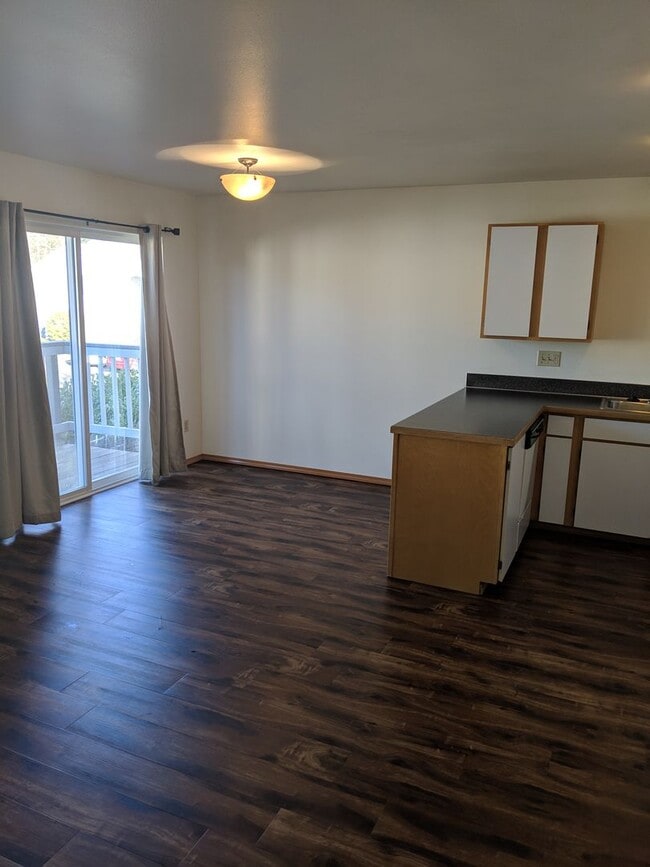 Foto del edificio - Spacious Studio with bonus storage