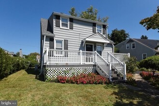 Building Photo - 32 Norwyn Rd