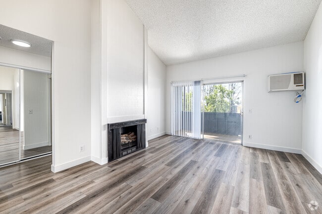 2BR, 2BA - 806SF - Living Room - Talavera Apartments