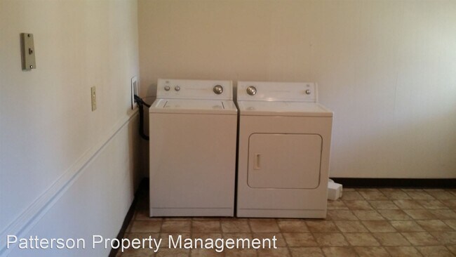 Building Photo - 1 br, 1 bath House - 1112 Riviera
