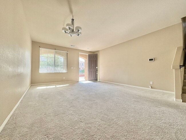 Foto del edificio - 8173 Crimson Creek Ct